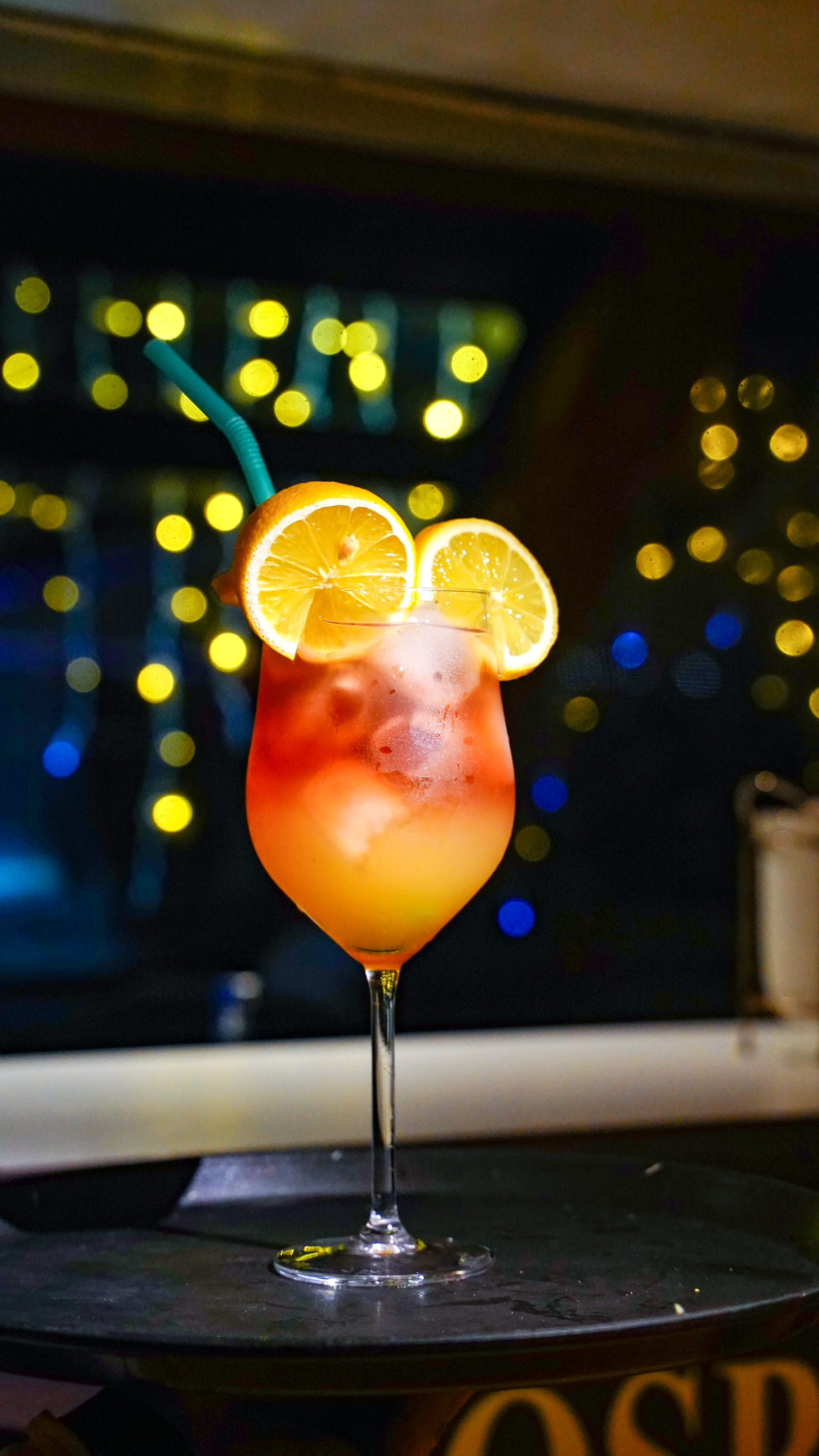 BIRTHDAY PRİVATE TABLE WİTH CAKE AND SONG 