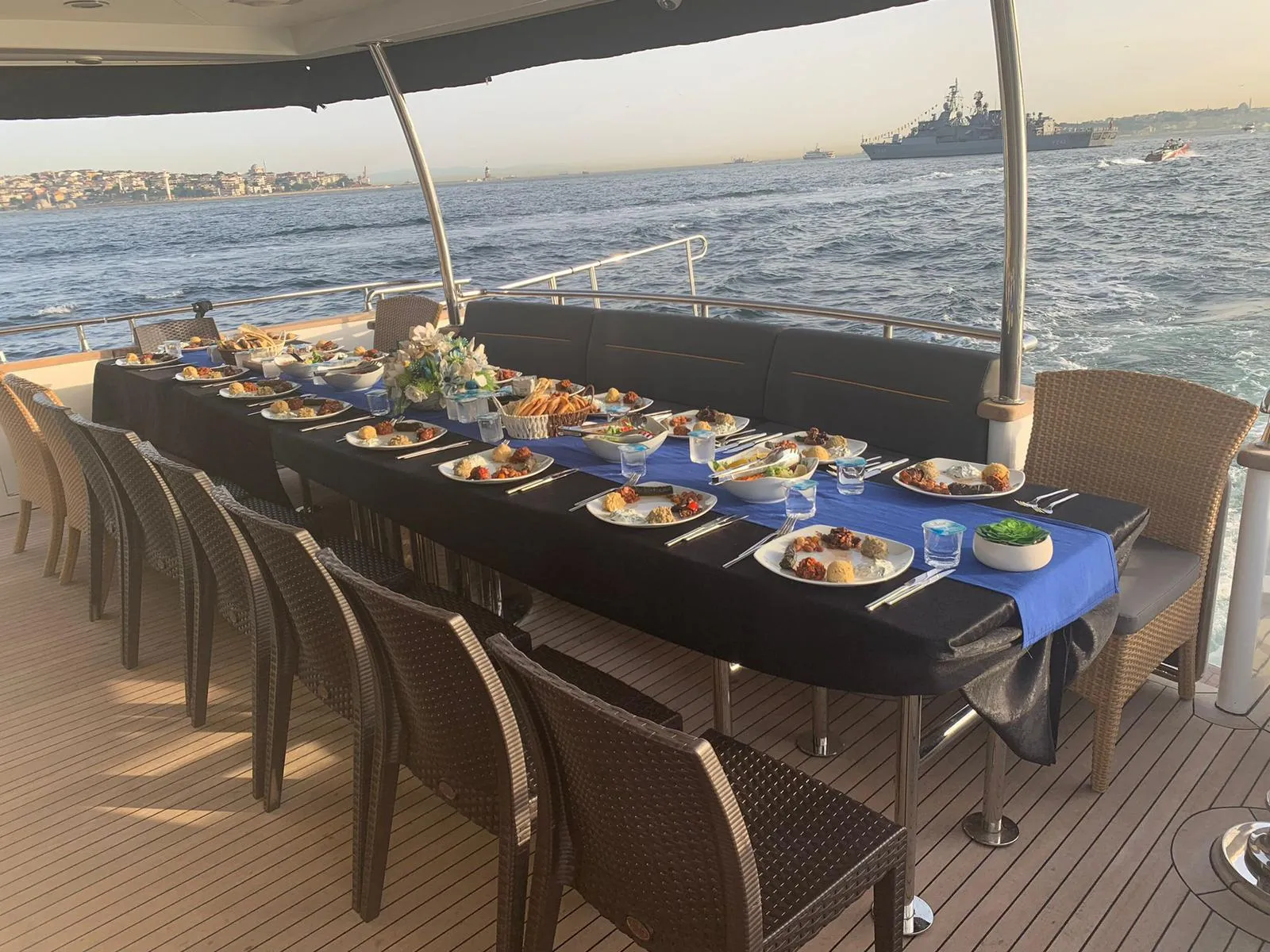 Private Yacht Tour 6 Hours