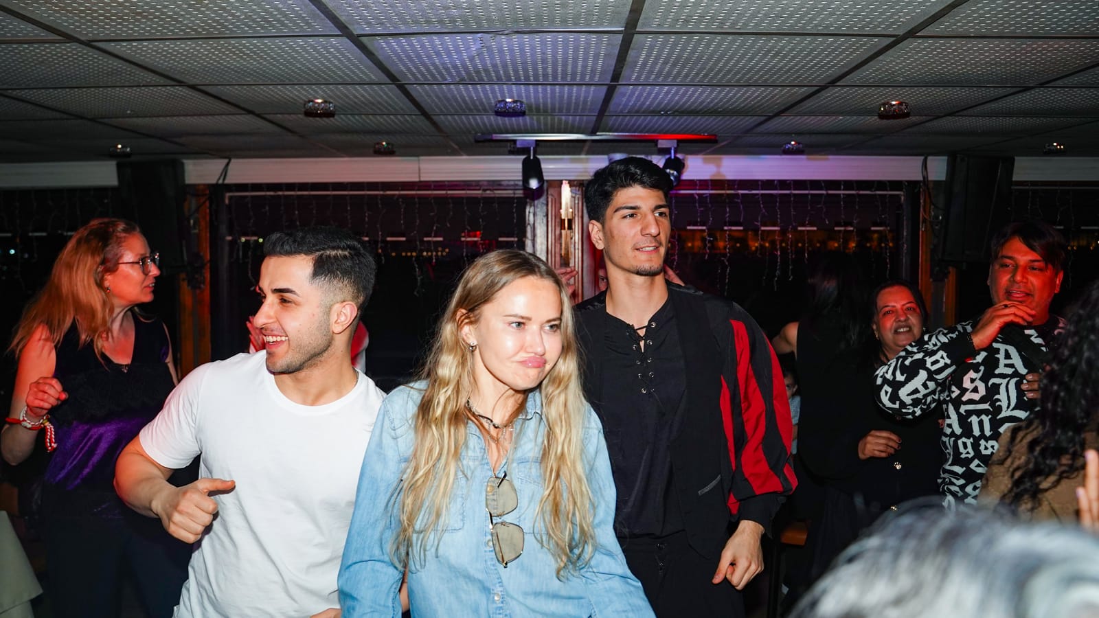 ROMANTİC TABLE (VIP Menu With Alcohol)