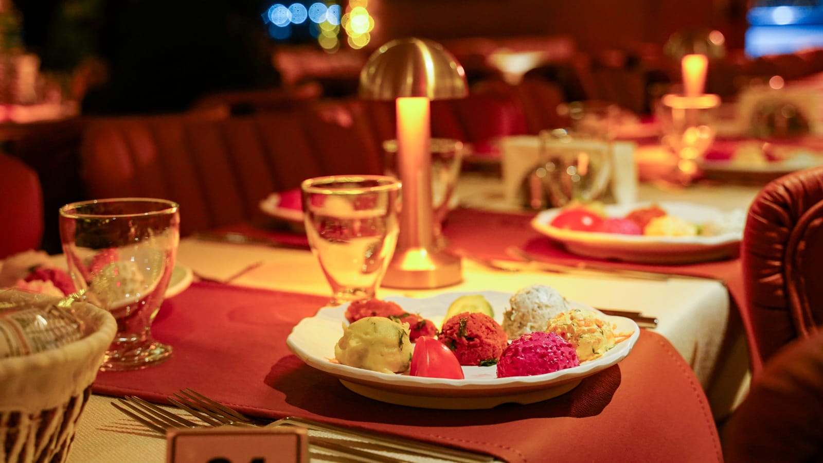 STANDARD PRİVATE TABLE WITH ALCOHOL (Meeting Point)