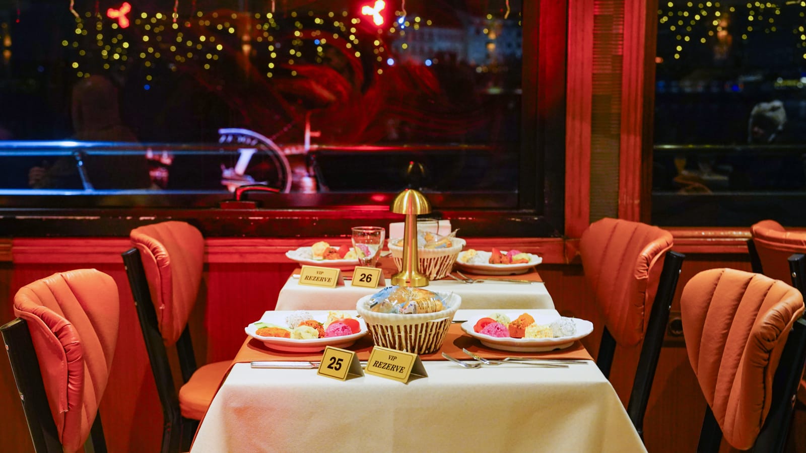 STANDARD PRİVATE TABLE WITH ALCOHOL (Meeting Point)