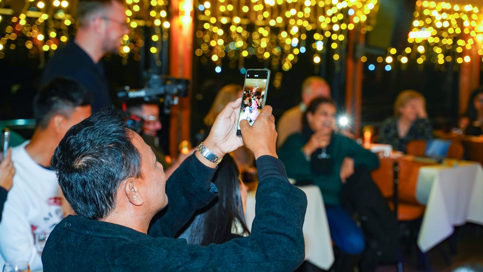 MIDDLE AREA PRİVATE TABLE NO ALCOHOL (Meeting Point)