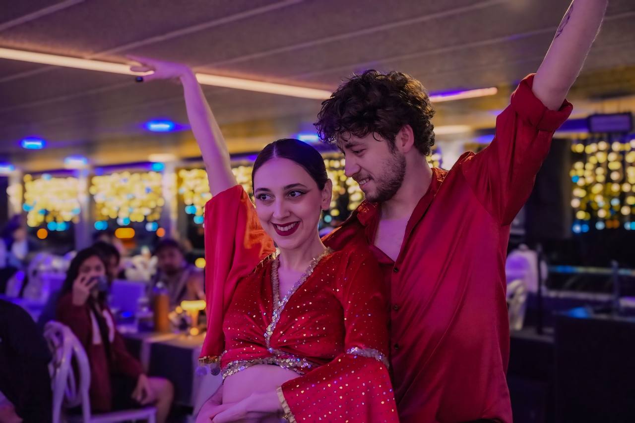 VIP PRİVATE TABLE WİTH ALCOHOL + Pick up&Drop off