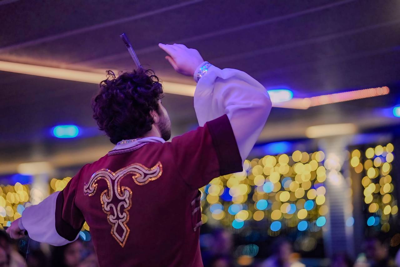 CLOSE TO SHOW PRİVATE TABLE NO ALCOHOL + Pick up&Drop off