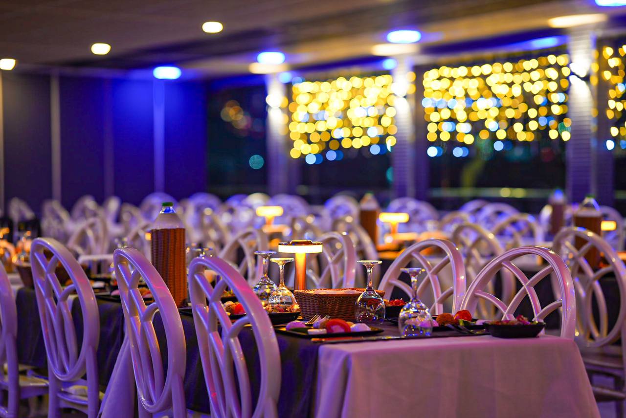 New Year Dinner Cruise (Backside Sharing Table) Meeting point