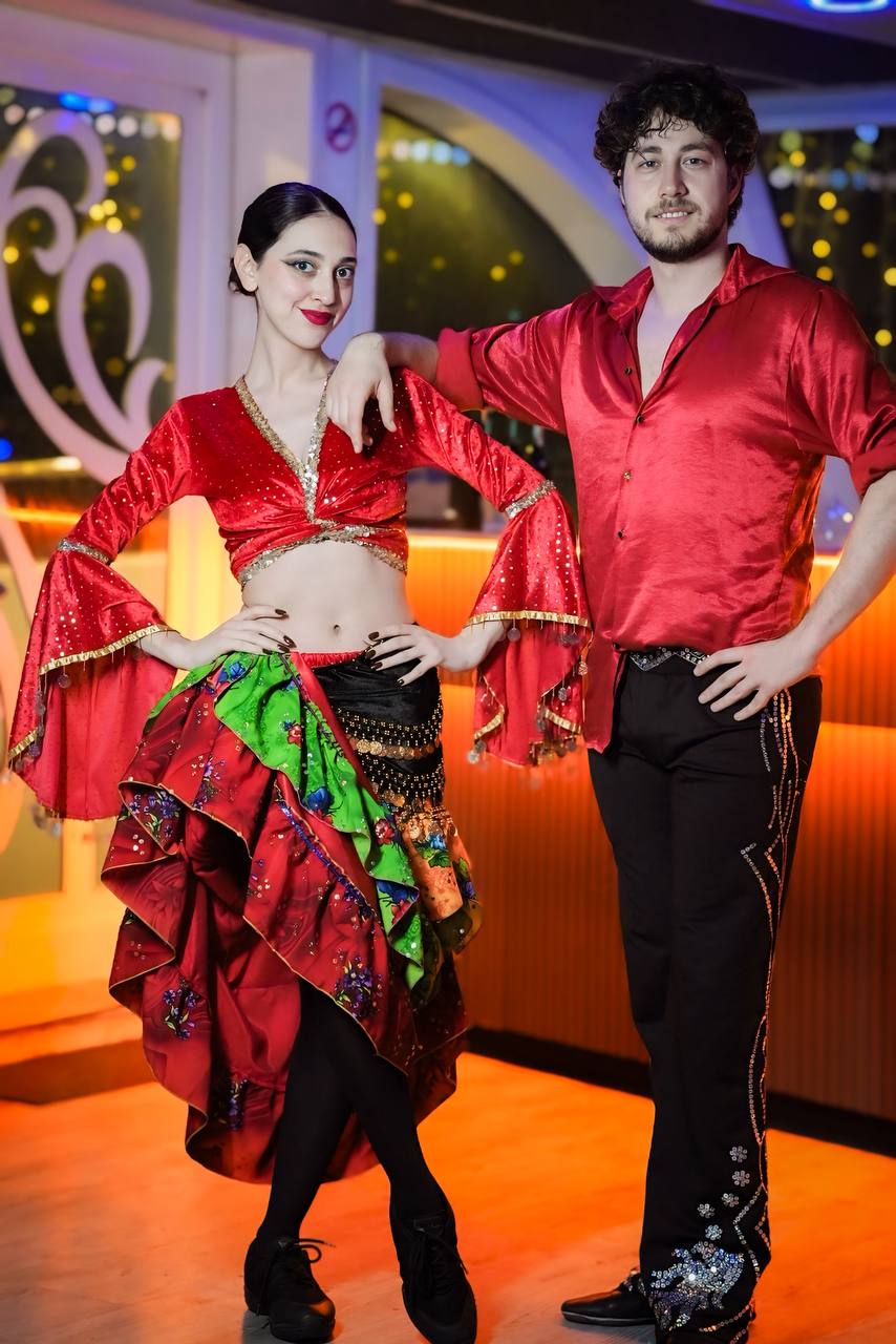 New Year Dinner Cruise (Backside Sharing Table) Meeting point