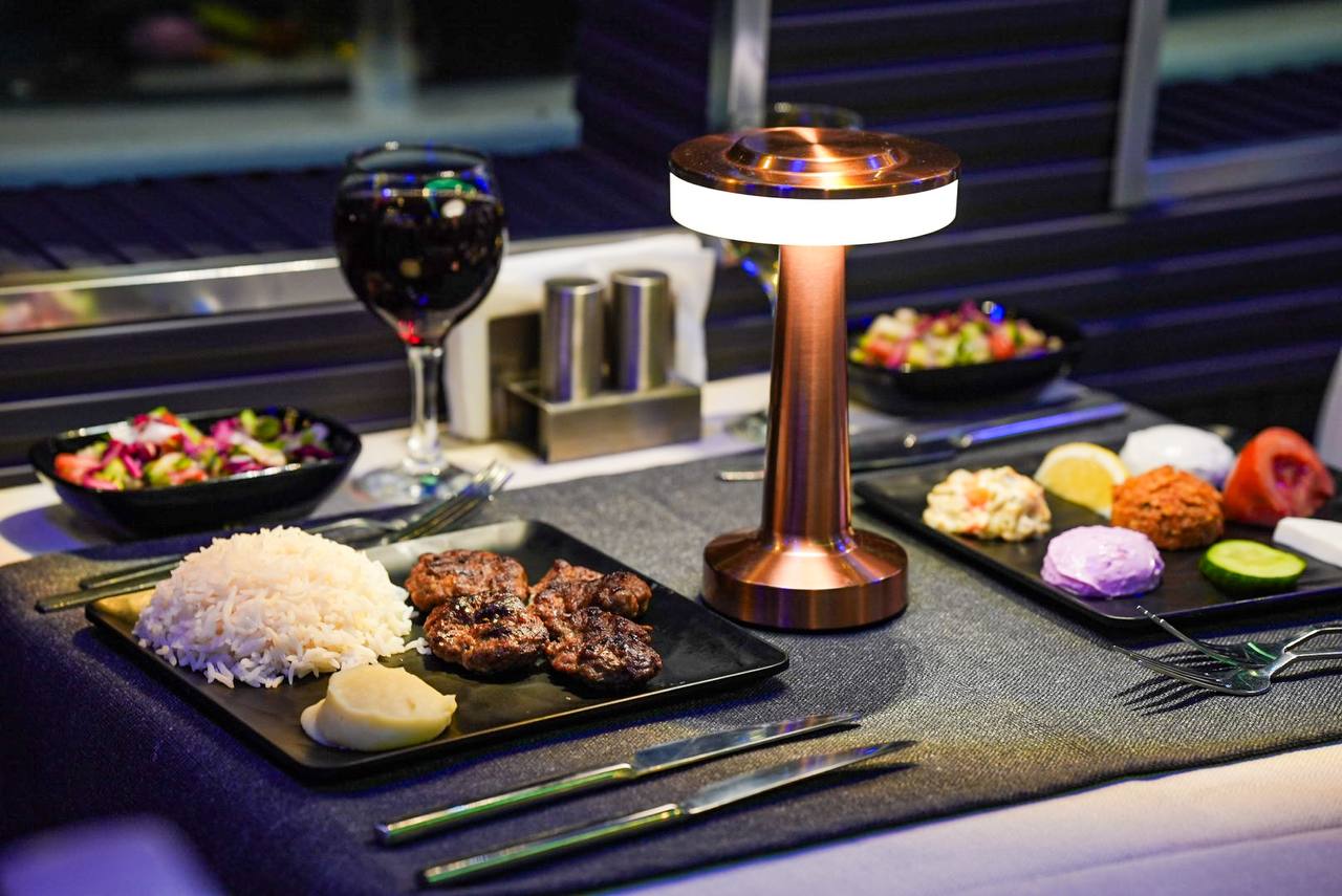 New Year Dinner Cruise (Backside Sharing Table) Meeting point