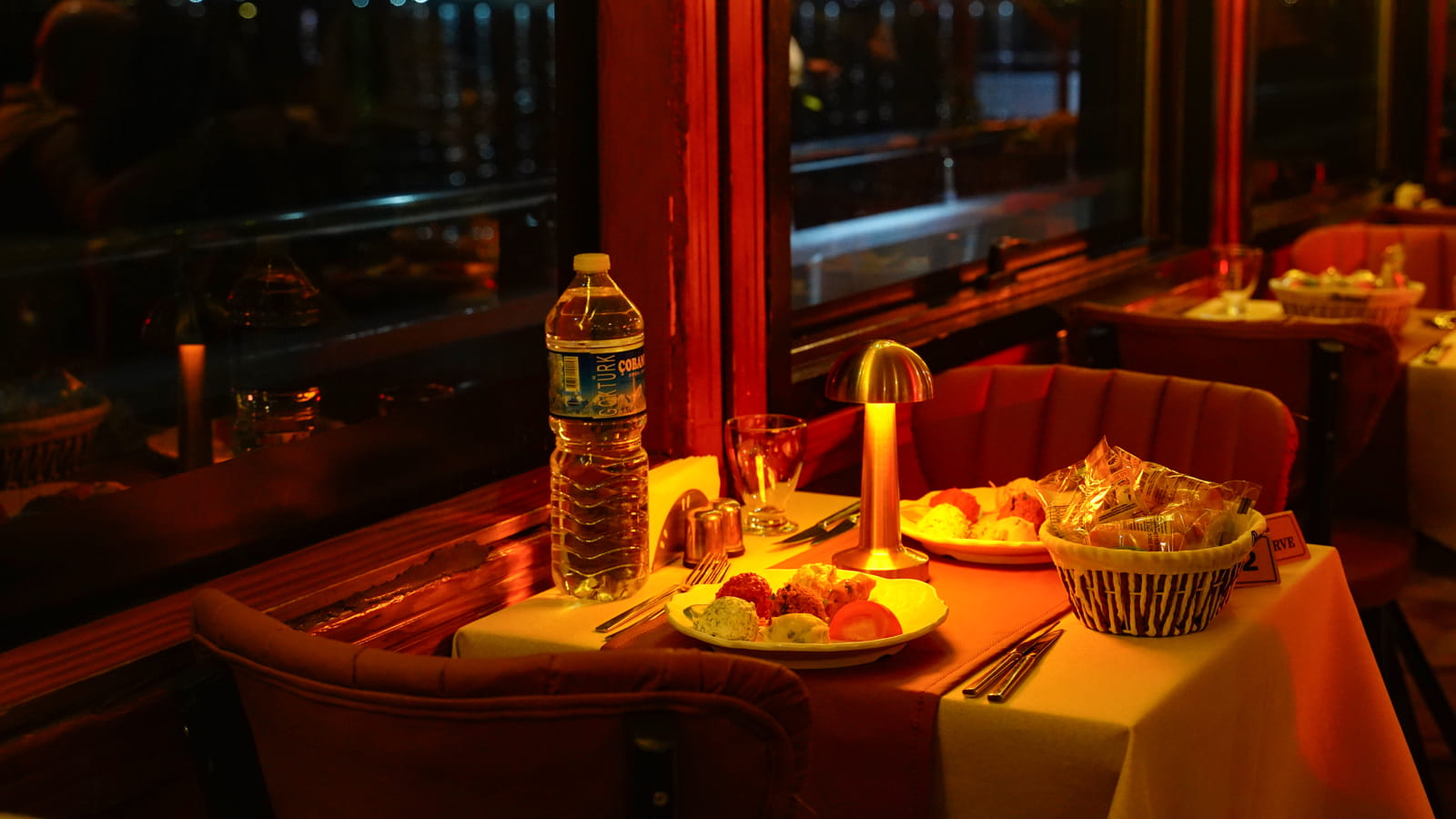 VIP PRİVATE TABLE LARGE MENU WİTH ALCOHOL