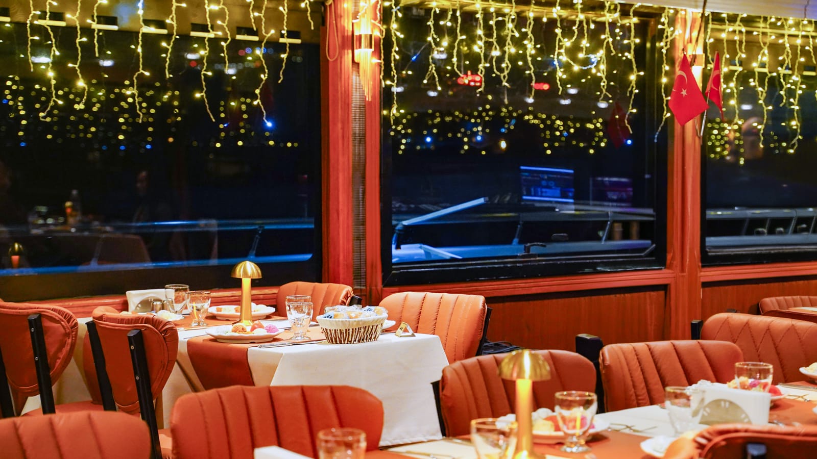 VIP PRİVATE TABLE LARGE MENU WİTH ALCOHOL